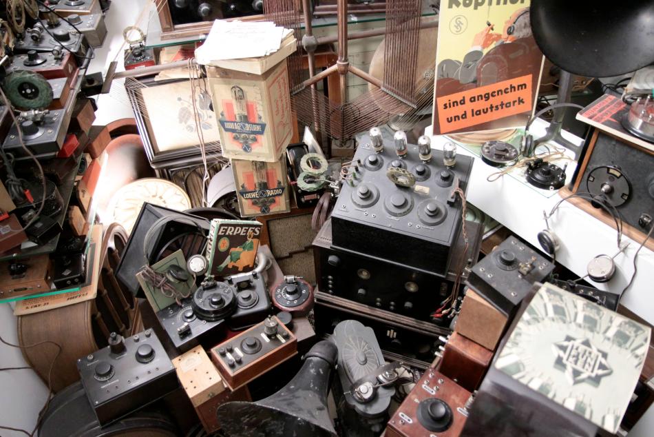 Sammlung alter Radios von Jörg Chowanetz